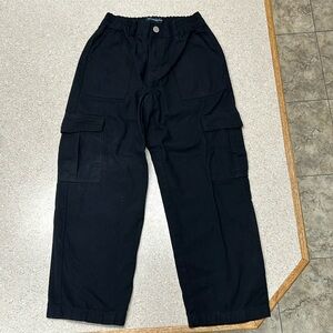 Aeropostale Utility Straight Leg Cargo Pants, Size Small , Black in color